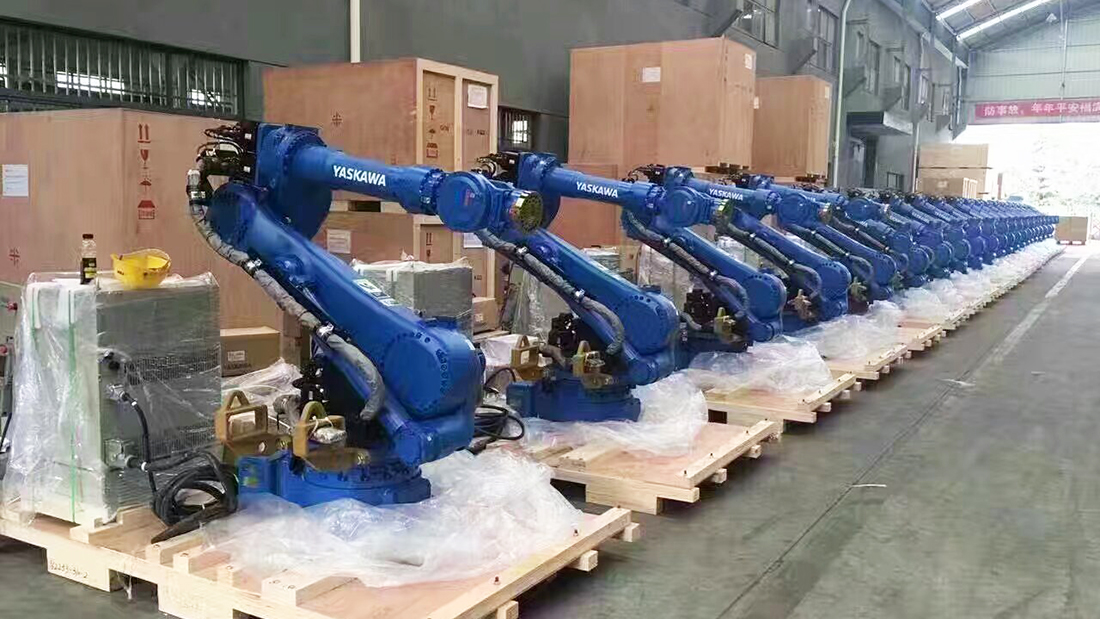 點(diǎn)焊機(jī)器人生產(chǎn)現(xiàn)場(chǎng)